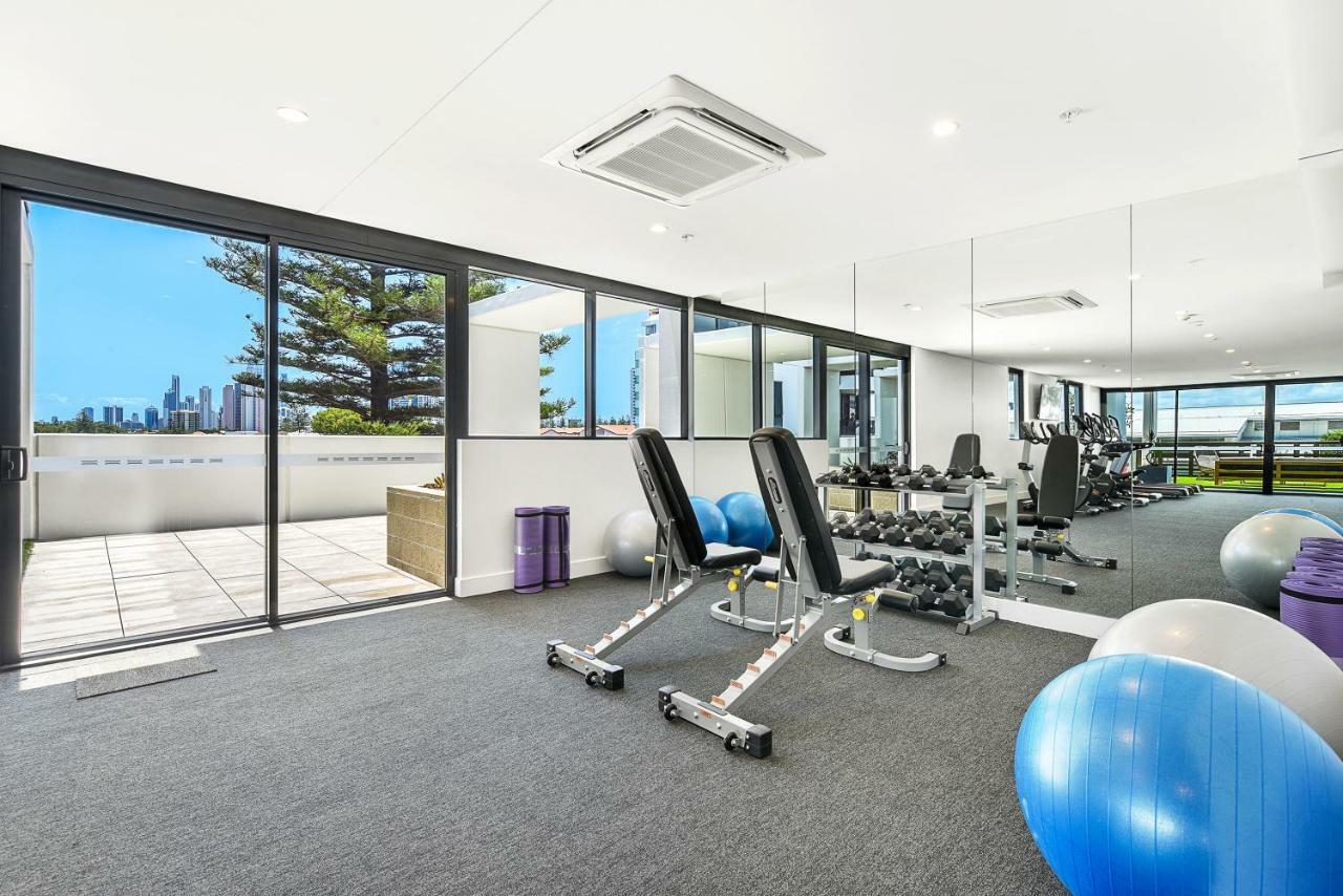 Qube Broadbeach Ocean View Apartments Голд-Кост Экстерьер фото
