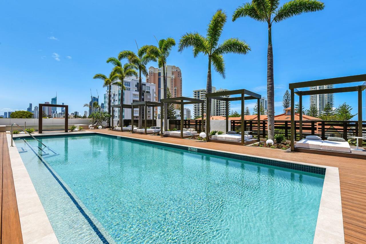 Qube Broadbeach Ocean View Apartments Голд-Кост Экстерьер фото